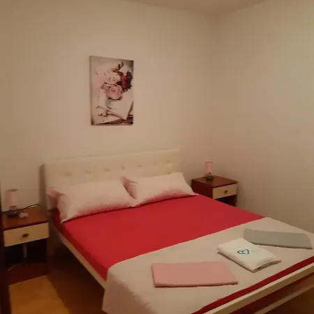 Apartment Lola Biograd Na Moru