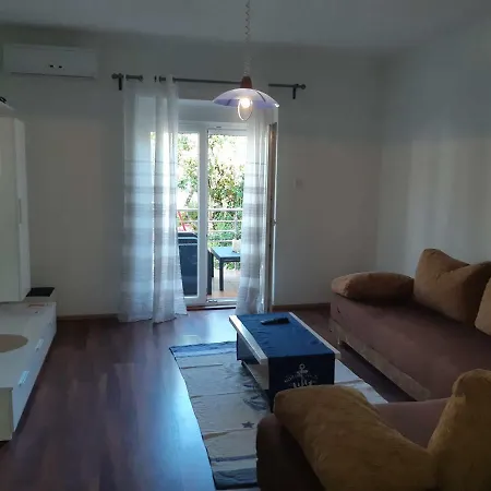 Apartment Lola Biograd Na Moru