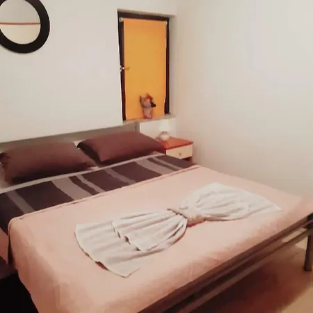 Lola Apartment Biograd Na Moru