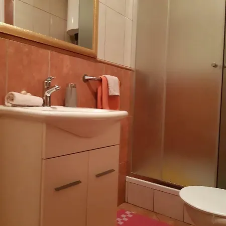 Apartment Lola