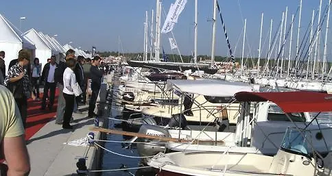 Daire Lola Biograd Na Moru